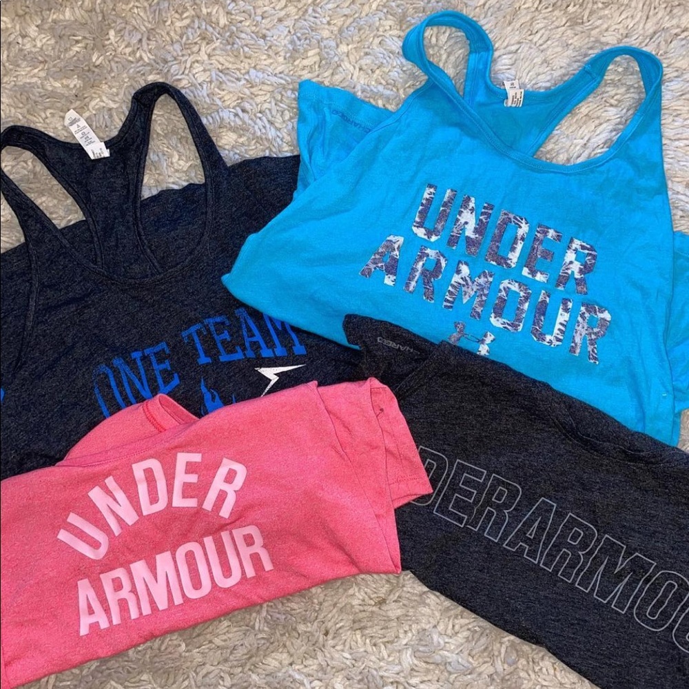 Bundle Of Under Armour Tanks!
